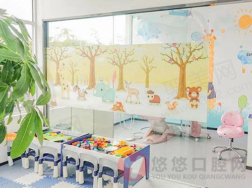 南京江宁小松鼠口腔门诊部儿童区